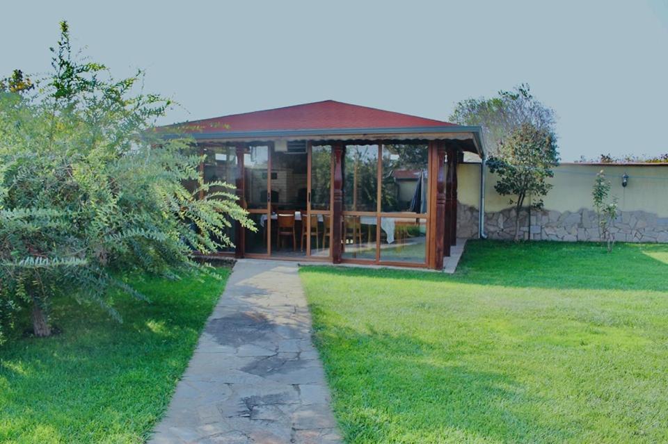 Ezerets Guest House Anita Esterno foto