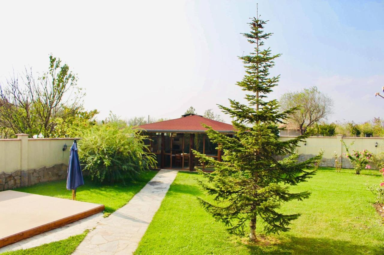 Ezerets Guest House Anita Esterno foto